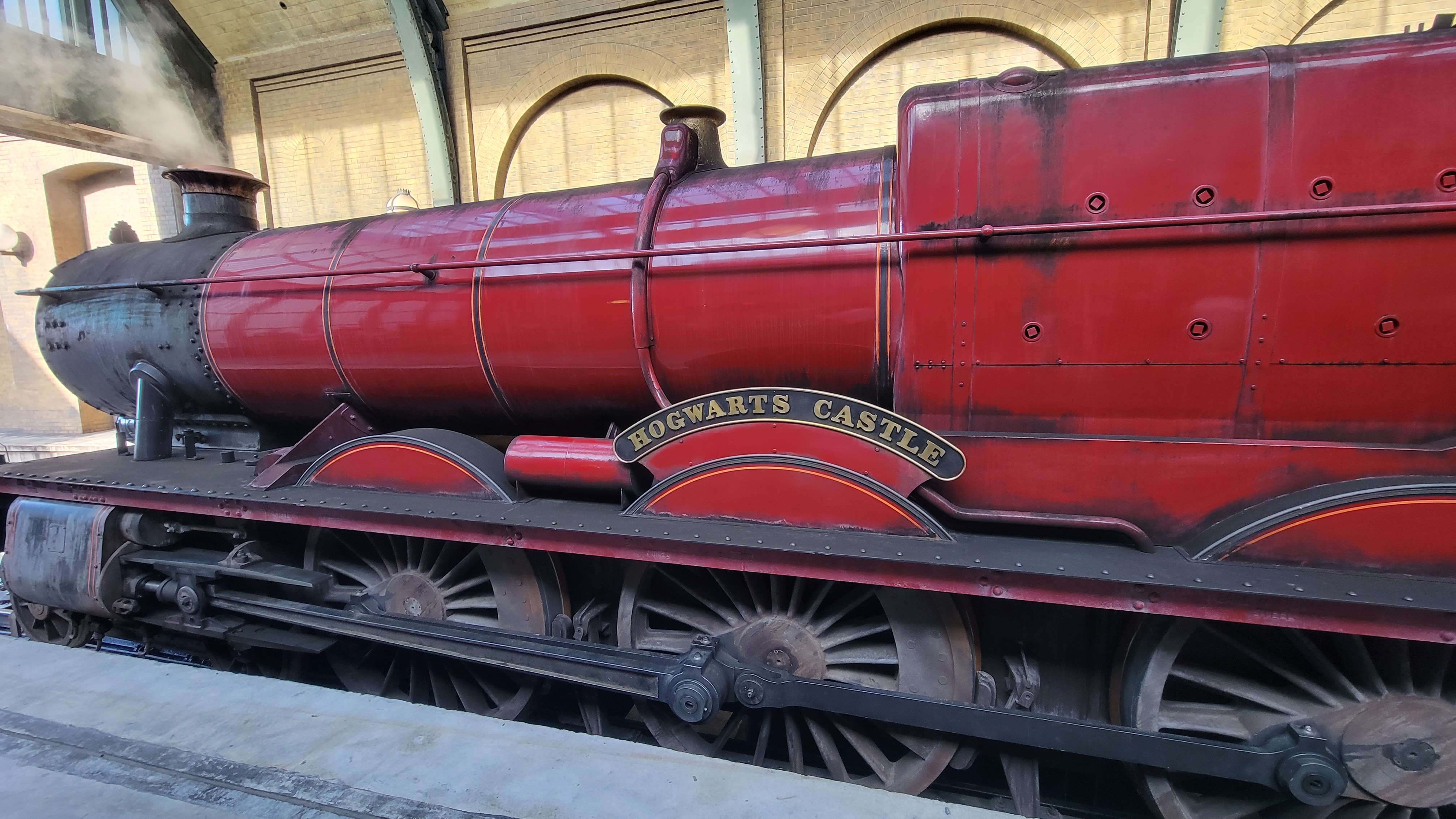 Wizarding World of Harry Potter Hogwarts Express train