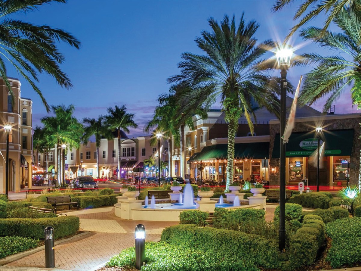 Happy Hours on Lakewood Ranch Main Street